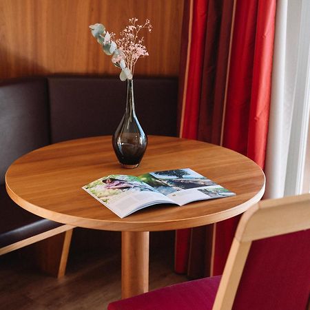 Feldhof Schenna Aparthotel Ngoại thất bức ảnh