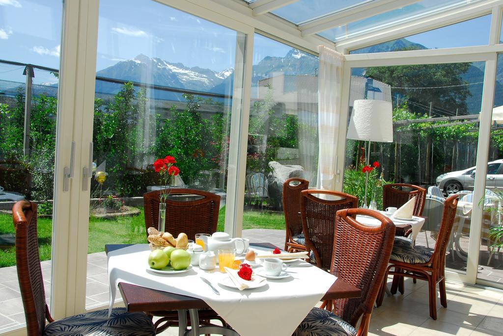 Feldhof Schenna Aparthotel Ngoại thất bức ảnh
