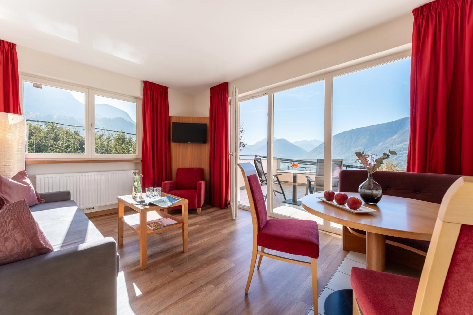 Feldhof Schenna Aparthotel Ngoại thất bức ảnh