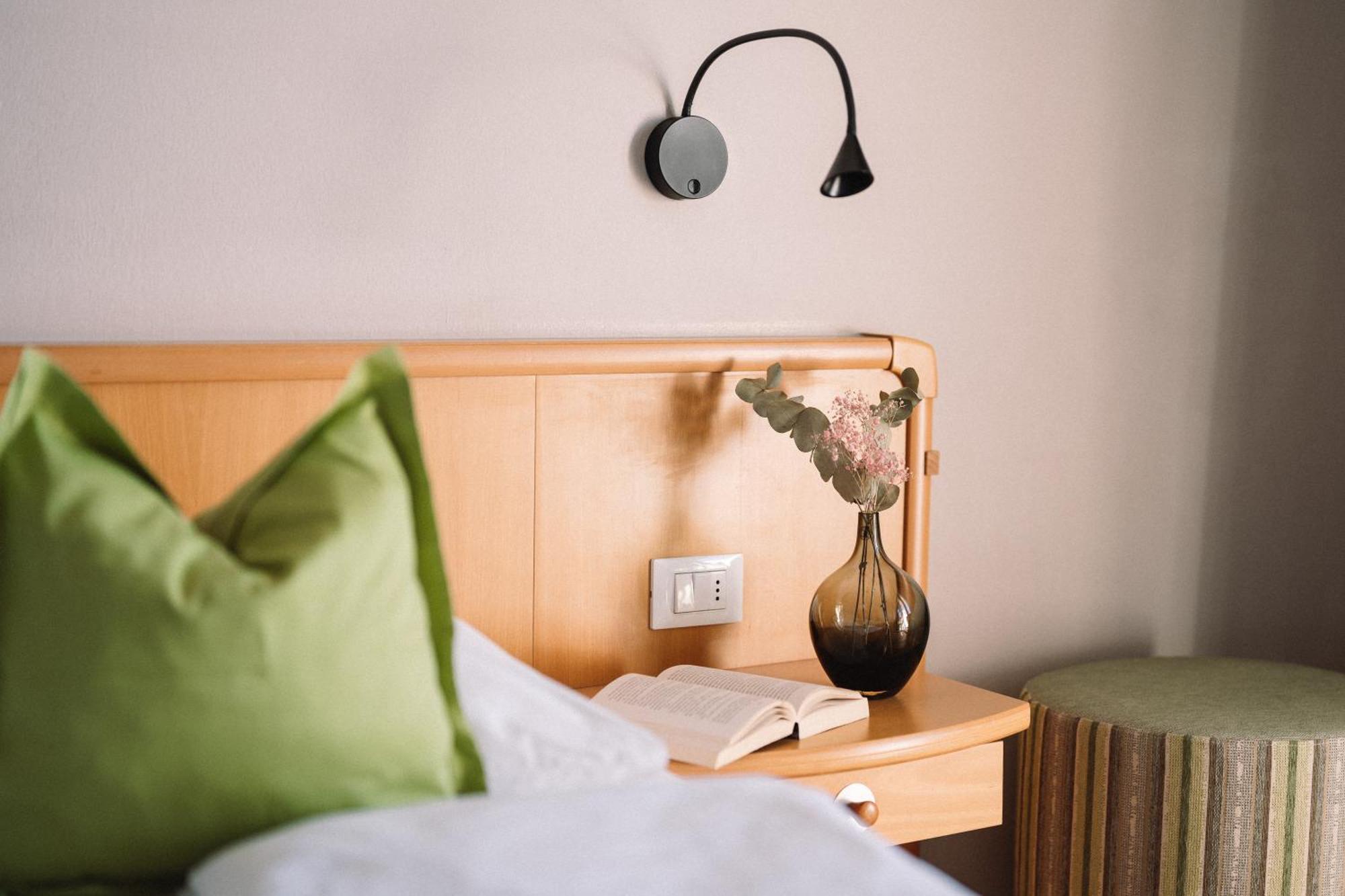 Feldhof Schenna Aparthotel Ngoại thất bức ảnh
