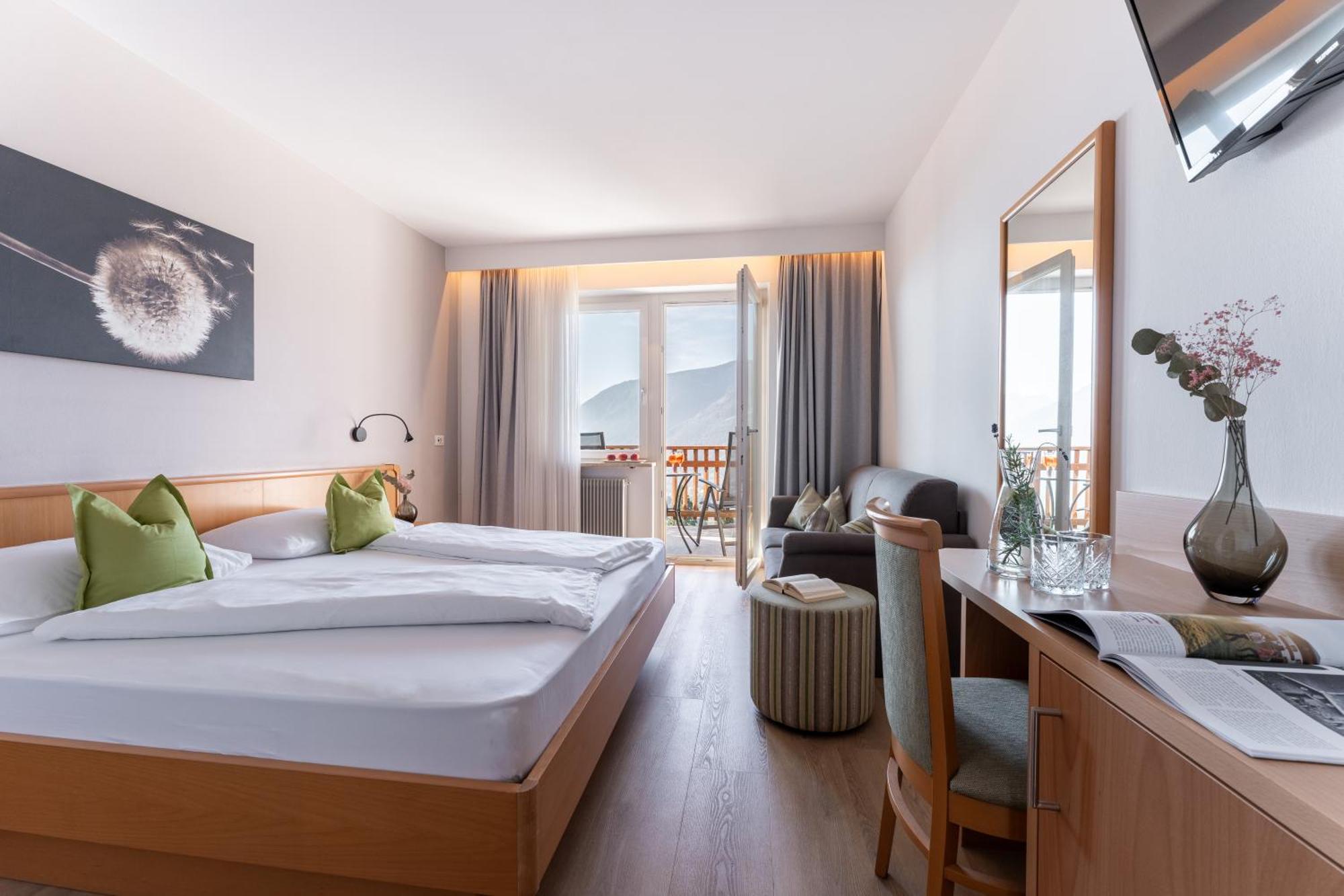 Feldhof Schenna Aparthotel Ngoại thất bức ảnh